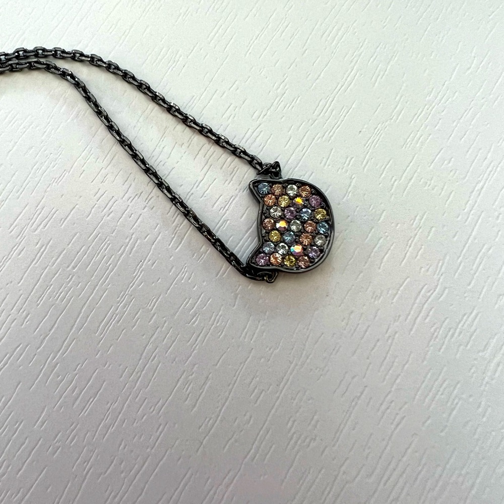 COPY - Crystal necklace with Cate face detail - New